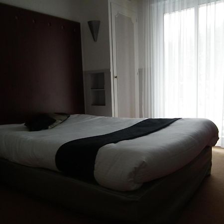 Logis Cosy - Hotel Le Moulin Neuf - Шантони Экстерьер фото